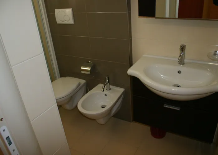 ホテル Cuba Nuova Gestione 3*